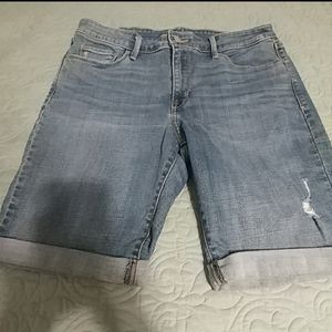 Levi's Cuffed Shorts